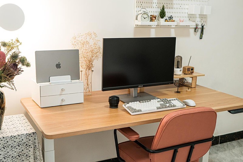 乐歌E5-N智能电动升降桌：电脑桌最佳解决方案就是一步到位