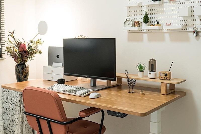 乐歌E5-N智能电动升降桌：电脑桌最佳解决方案就是一步到位