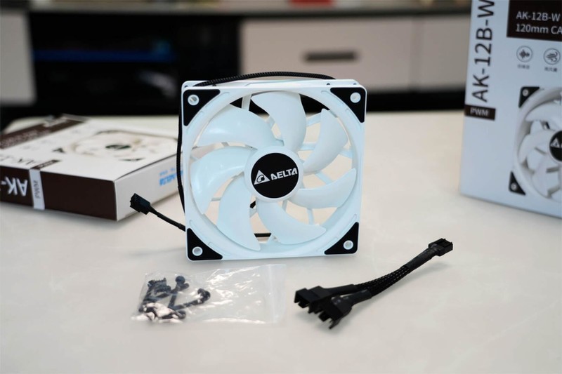 强劲散热，静谧体验：台达AK-12B-W散热风扇你的优秀之选！