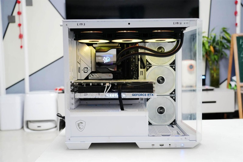 强劲散热，静谧体验：台达AK-12B-W散热风扇你的优秀之选！