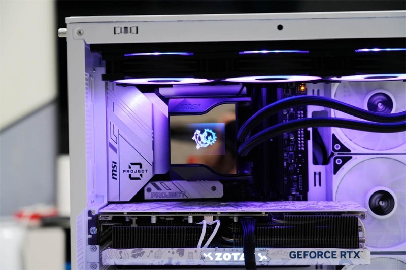 强劲散热，静谧体验：台达AK-12B-W散热风扇你的优秀之选！