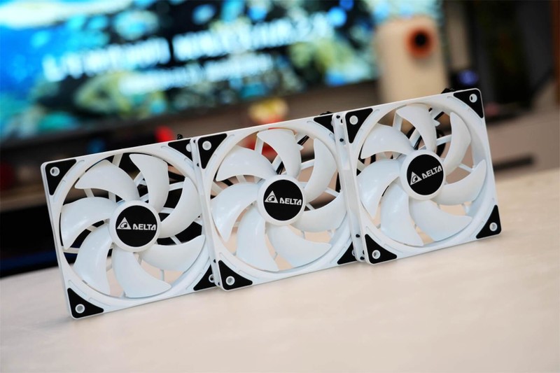 强劲散热，静谧体验：台达AK-12B-W散热风扇你的优秀之选！