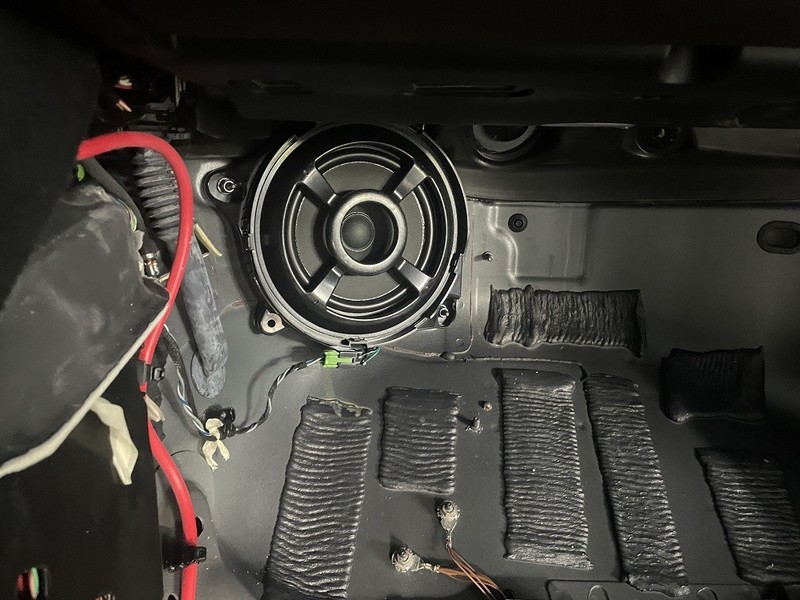 23款奔驰GLE350升级小柏林音响 无损音质效果