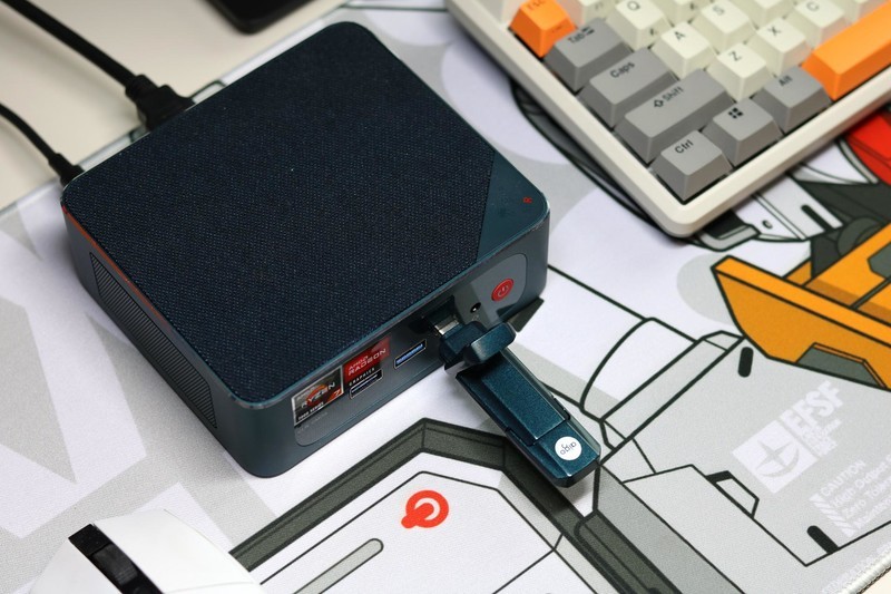 国产aigo U397超高速固态盘，1GB/s固态硬盘的速度，普通U盘的大小