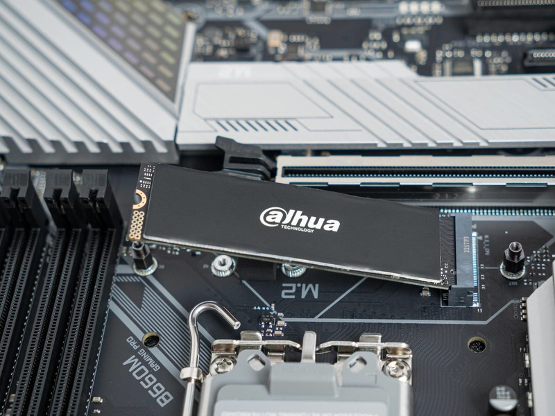 不输大厂的极速体验，大华存储C970 PLUS系列PCle 4.0固态