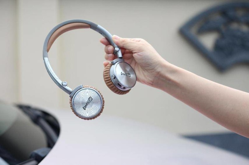 轻律Umelody Urban U1复古头戴式耳机：蛋白皮耳罩、享受无拘束的音乐时光！