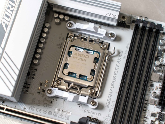 千元主板驾驭AMD 锐龙9 9900X，技嘉B650M冰雕使用分享