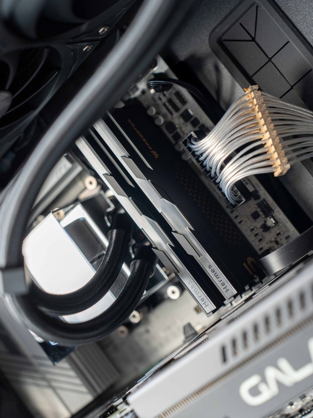 千元主板驾驭AMD 锐龙9 9900X，技嘉B650M冰雕使用分享