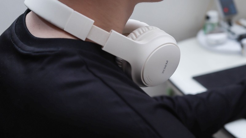 又到了选头戴式耳机的季节！西圣H1详评：百元卷王果然名不虚传！