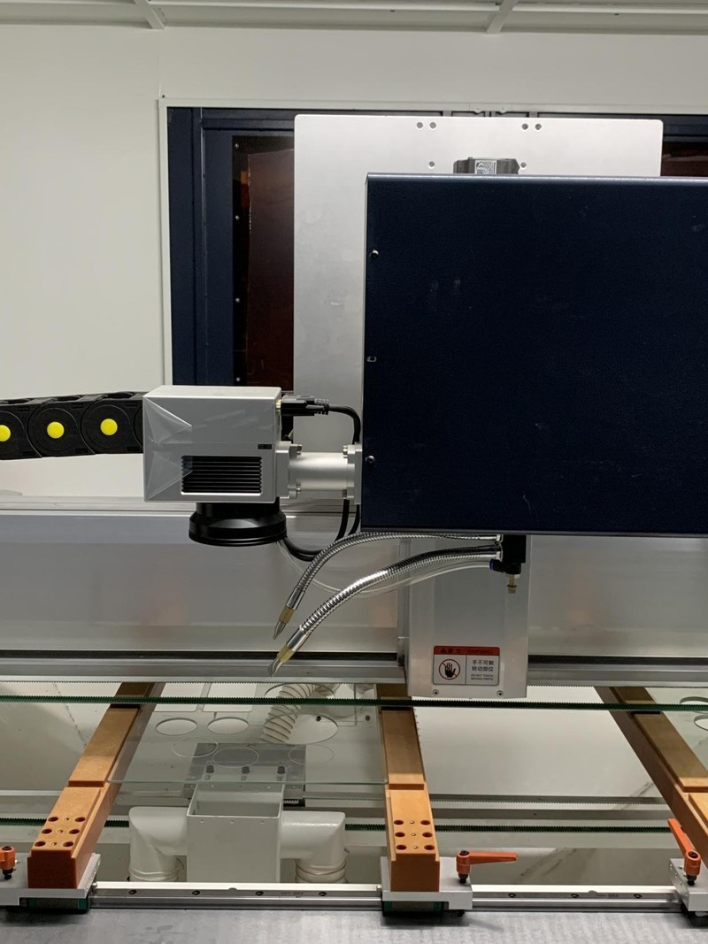 激光玻璃打孔工艺比传统水刀打孔工艺效率高？