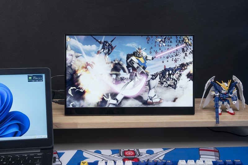 好玩的生产工具，雕塑家MF156LR便携触控显示器趣味评测