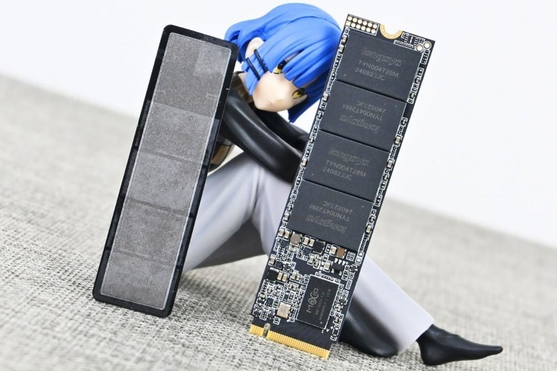 七彩虹CN700 PRO 2TB固态硬盘开箱试玩：PCIE4.0时代经典方案