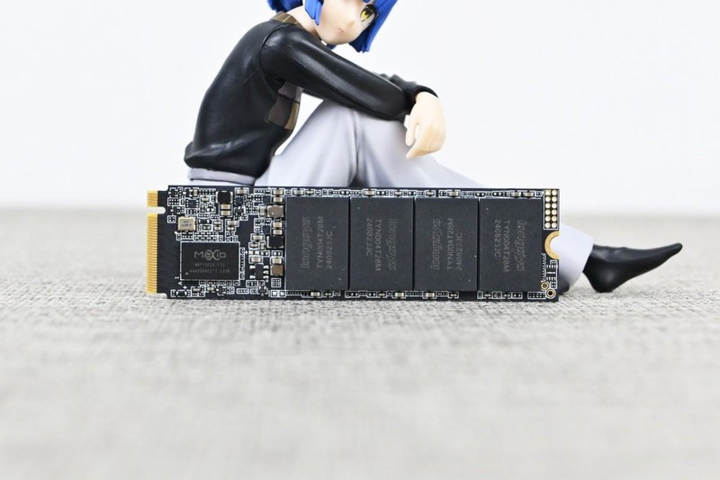 七彩虹CN700 PRO 2TB固态硬盘开箱试玩：PCIE4.0时代经典方案