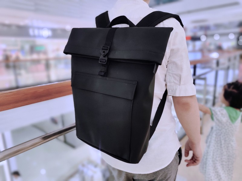 以小见大，简约至上，我可能解锁了自己的本命背包！