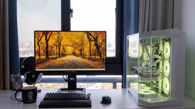 FPS发烧友的全能QD-MiniLED显示器，泰坦军团P245MS晒单