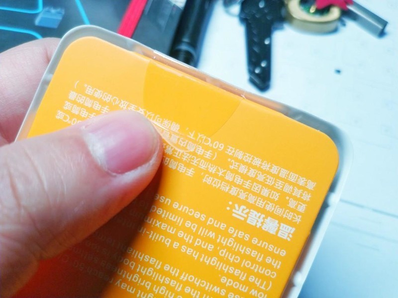 极致便携与强大性能的完美融合：vtiger蔚虎K1迷你EDC钥匙扣手电