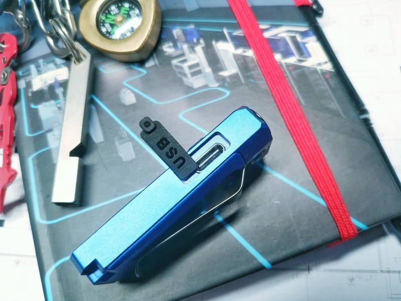 极致便携与强大性能的完美融合：vtiger蔚虎K1迷你EDC钥匙扣手电