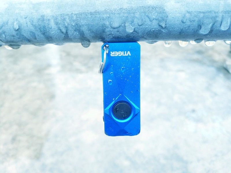 极致便携与强大性能的完美融合：vtiger蔚虎K1迷你EDC钥匙扣手电