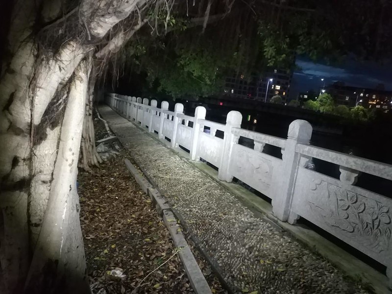 极致便携与强大性能的完美融合：vtiger蔚虎K1迷你EDC钥匙扣手电