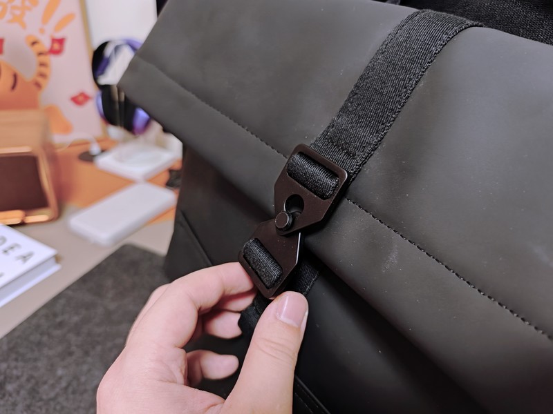 以小见大，简约至上，我可能解锁了自己的本命背包！