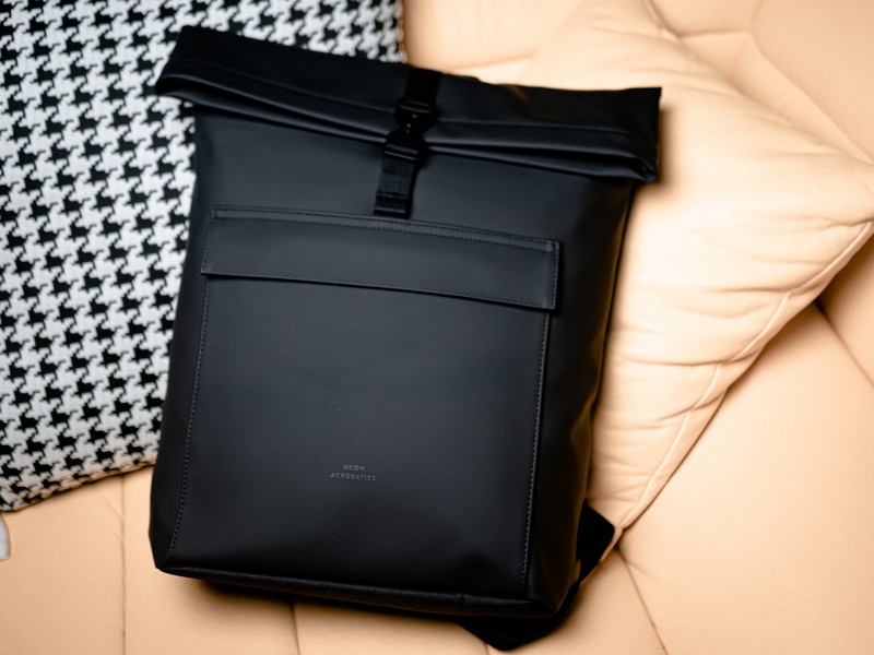 以小见大，简约至上，我可能解锁了自己的本命背包！