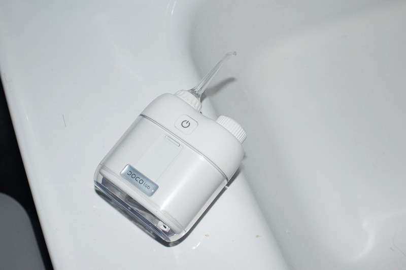 装进口袋的精灵 DOCO MINI口袋冲牙器