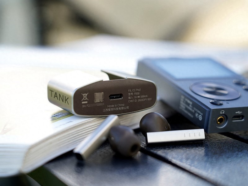 向往自由的风，FIIL X Tank CC Pro2特别联名限定款,铁汉柔情声而不凡