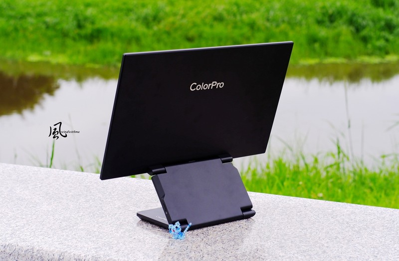 ViewSonic VP16-OLED专为创作者设计之高阶可携式屏幕开箱实测