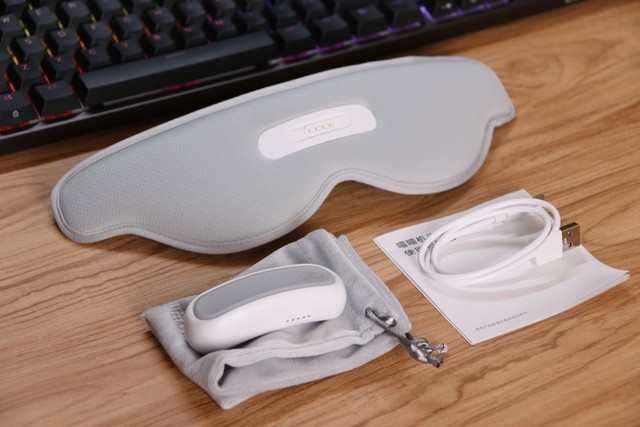 眼保健操想做就做，全面呵护孩子视力！喵喵儿童护眼仪体验