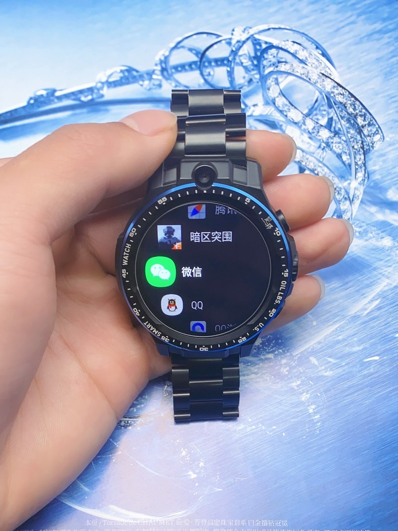 能记录人体的健康和运动还能像手机一样打游戏的智能手表开箱评测