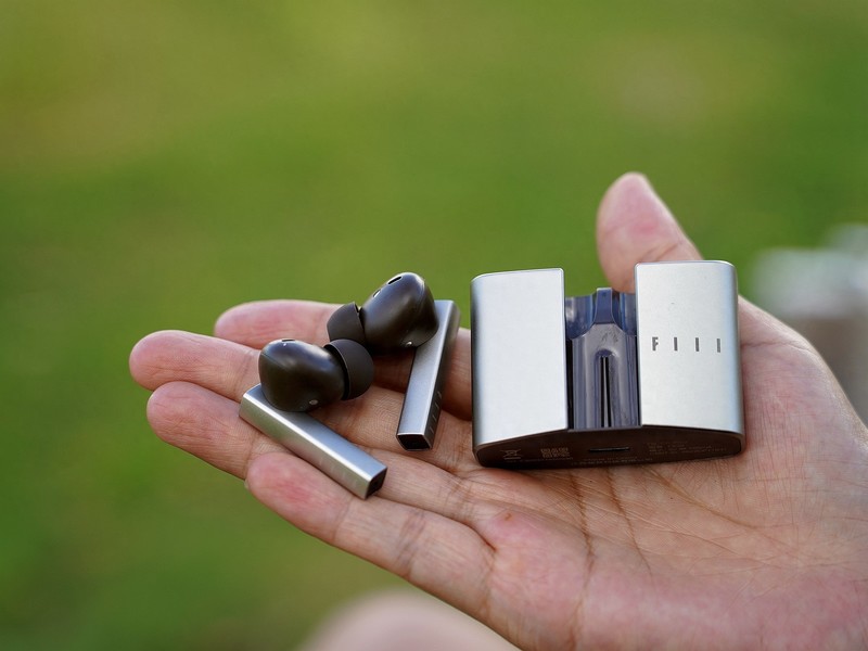 向往自由的风，FIIL X Tank CC Pro2特别联名限定款,铁汉柔情声而不凡