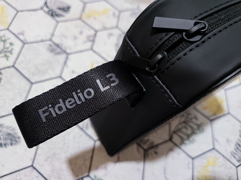 双芯片加持，静享好声音，飞利浦Fidelio L3头戴式蓝牙降噪耳机评测