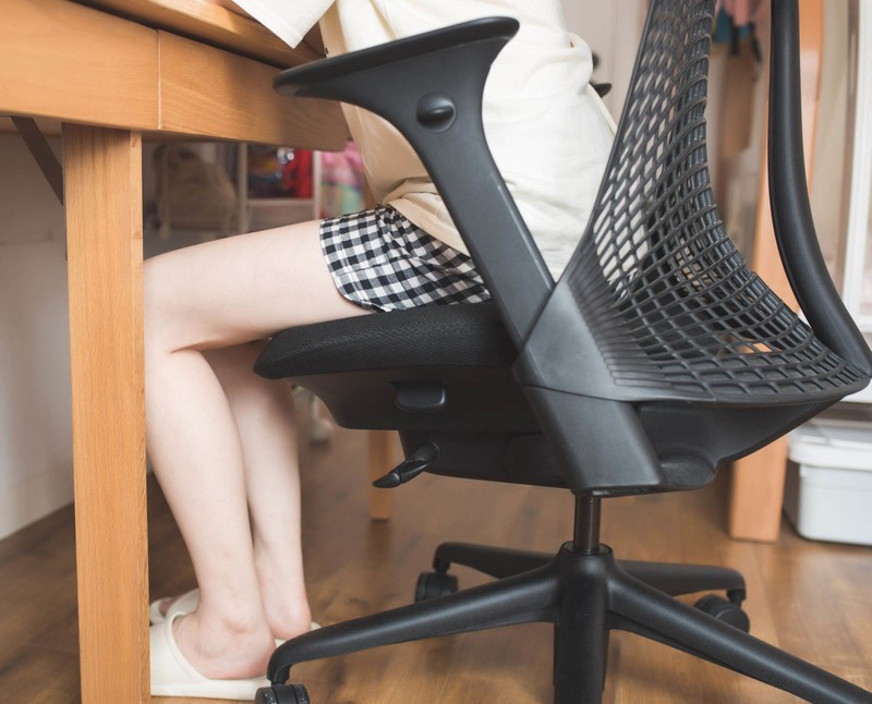 从赫曼米勒到网易严选：别人眼中的消费降级，用后对比才知道值了