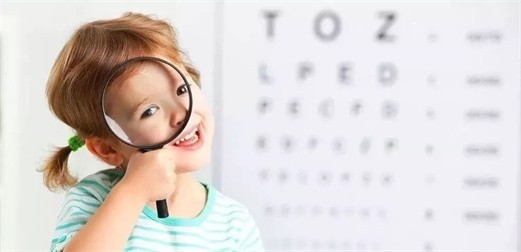 “暑假眼睛度数增加100度， 马上接近400度了！”为什么孩子近视会激增呢？