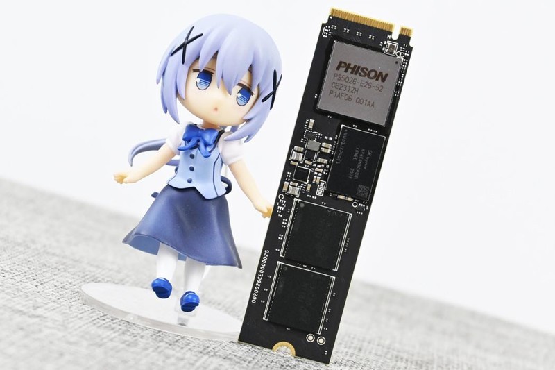 影驰HOF EXTREME 50S 2TB固态硬盘开箱试玩：体验5.0时代12G传输速度