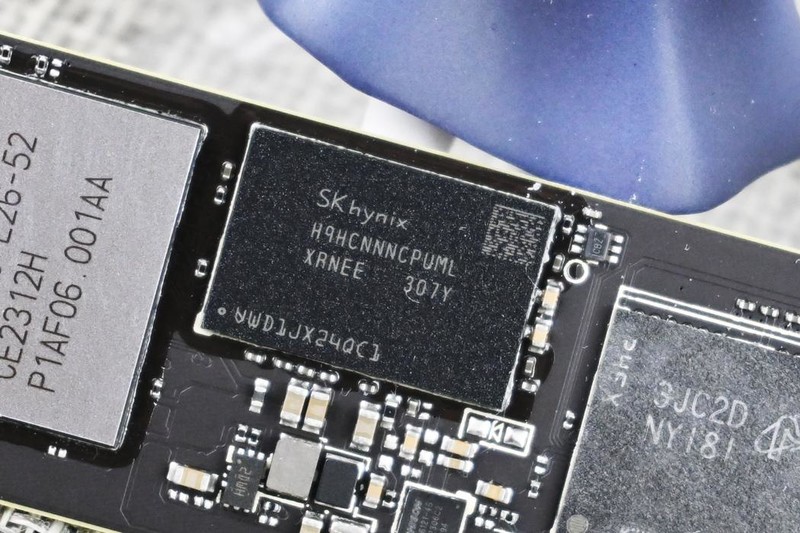 影驰HOF EXTREME 50S 2TB固态硬盘开箱试玩：体验5.0时代12G传输速度