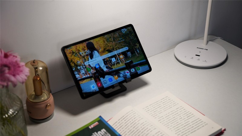 主打护眼的台灯书客L1 实测分享：高显色还有科学调光值得点赞