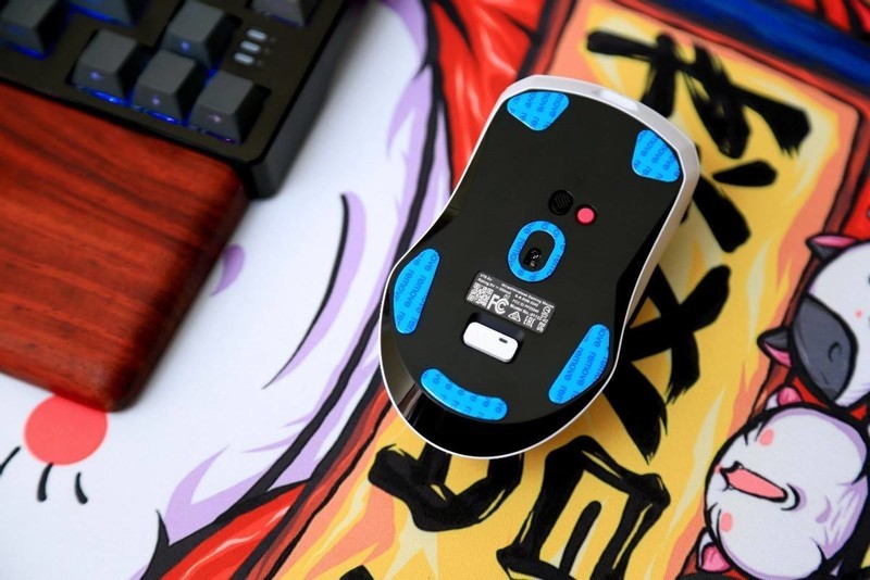 直接OTA 无线8K？还没有用电焦虑，雷柏VT9 Air游戏鼠标有点厉害！