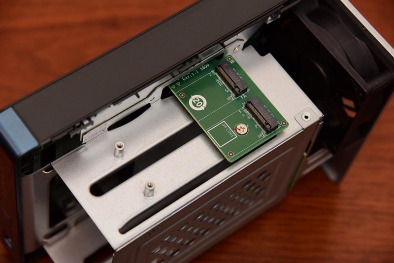 买硬件，送软件，入门即全能，威联通TS216评测体验