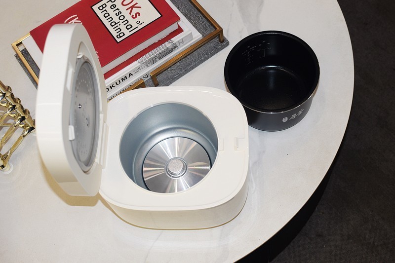 1.7mm黑晶内胆 28分钟快速煮饭 米家电饭煲N1