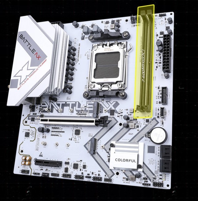 618好价主板推荐，700元的七彩虹主板竟然能搞定9950X3D？！