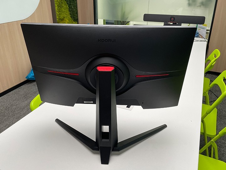 2K+155Hz高刷新率，电竞游戏玩家标配：科睿27E1QS显示器测评