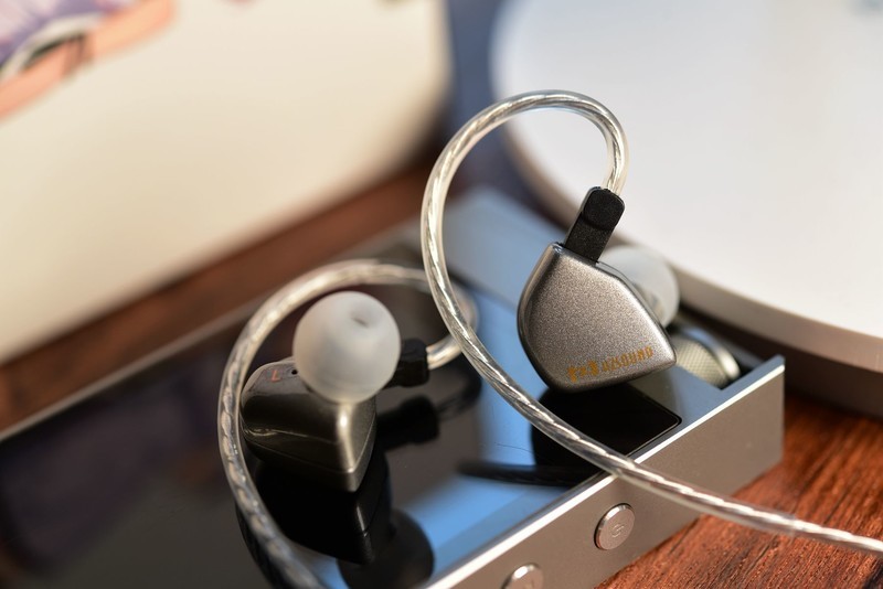 如果HiFi耳机真有性价比那就是这样的！HZSOUND心镜ZERO试听