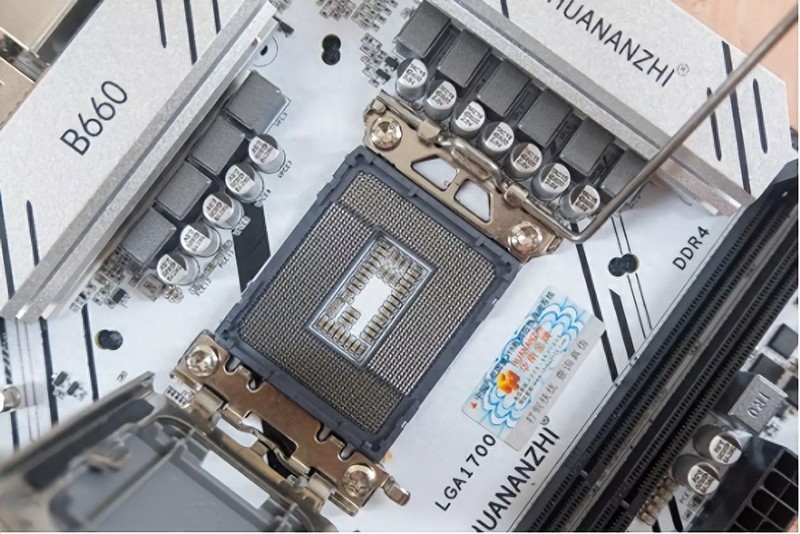 华南B660M-PLUS主板：装机体验，高性价比之选！|华南金牌