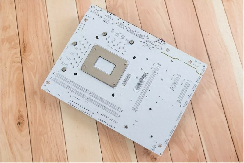 华南B660M-PLUS主板：装机体验，高性价比之选！|华南金牌