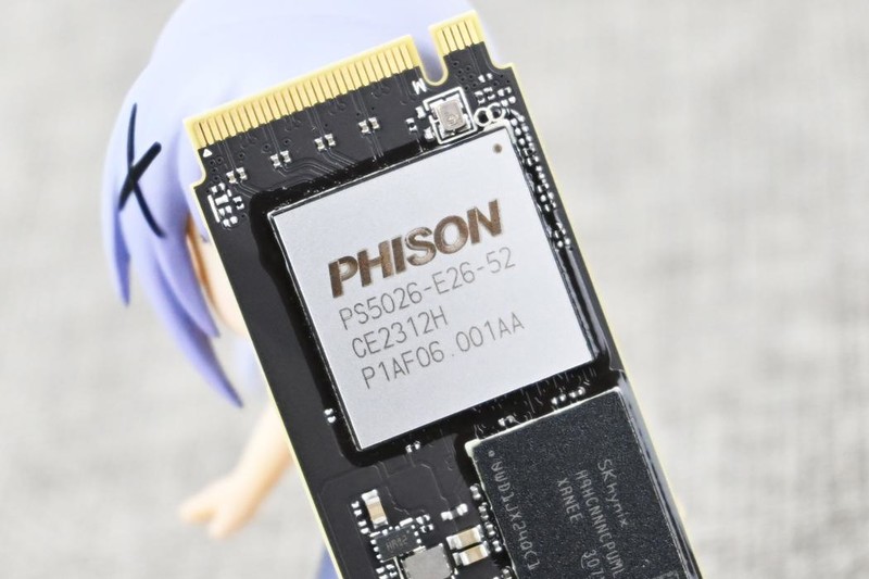 影驰HOF EXTREME 50S 2TB固态硬盘开箱试玩：体验5.0时代12G传输速度