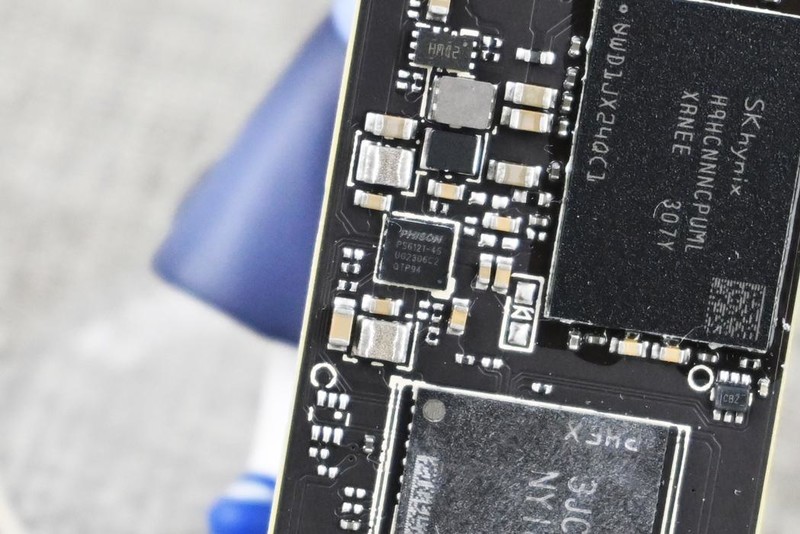 影驰HOF EXTREME 50S 2TB固态硬盘开箱试玩：体验5.0时代12G传输速度