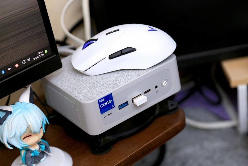 直接OTA 无线8K？还没有用电焦虑，雷柏VT9 Air游戏鼠标有点厉害！