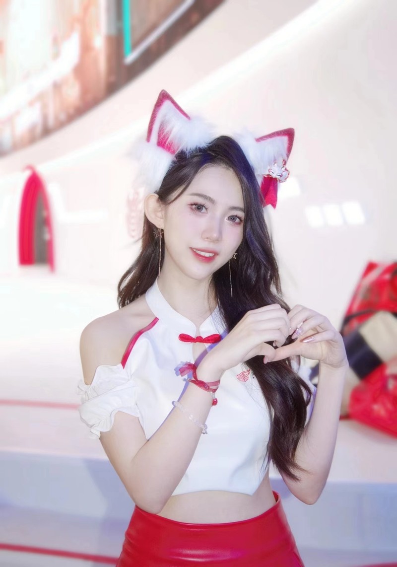 2024chinajoy 网易游戏展台showgirl ！