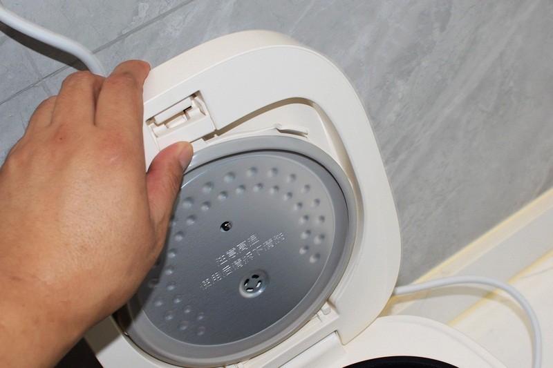 1.7mm黑晶内胆 28分钟快速煮饭 米家电饭煲N1